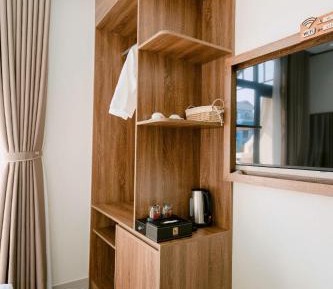 King Room with Balcony
