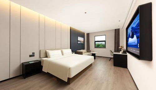 Premium Double Room with Courtyard View