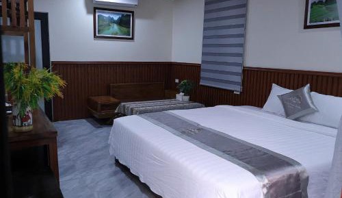 Deluxe King Suite
