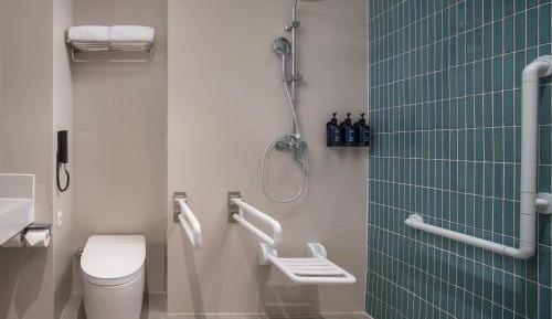 Standard King Room - Accessible