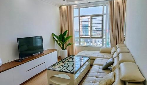 Two-Bedroom Apartment with City View