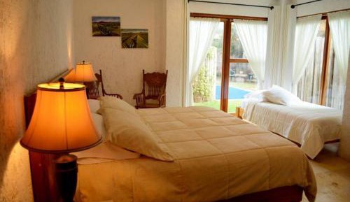 Standard Twin Room with Garden View