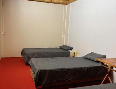 Single Bed in Mixed Dormitory Room