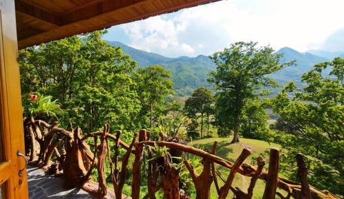 Family Room with Mountain View