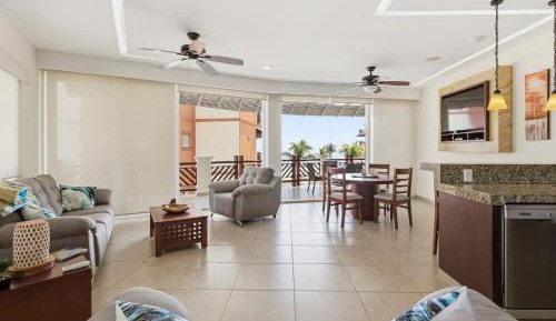 Two-Bedroom Apartment with Balcony and Sea View