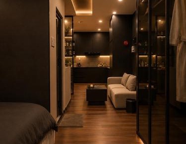 Deluxe King Suite