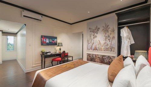 Superior King Room