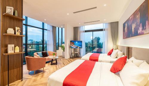 Deluxe Family Suite