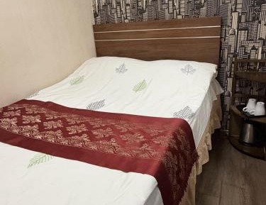 Standard Double Room (with windows)