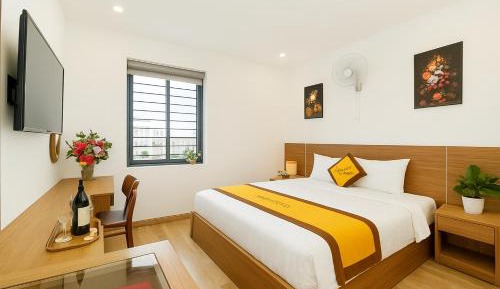 Deluxe King Suite