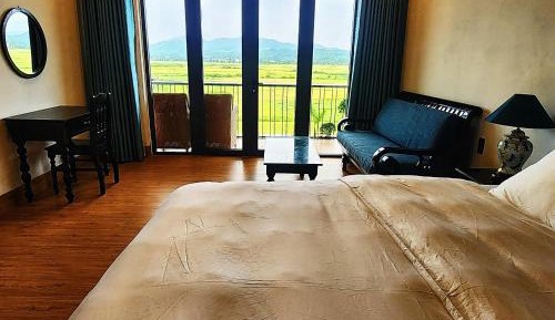 Double Room with Mountain View