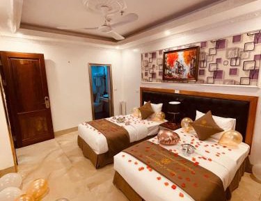 Small Twin Room