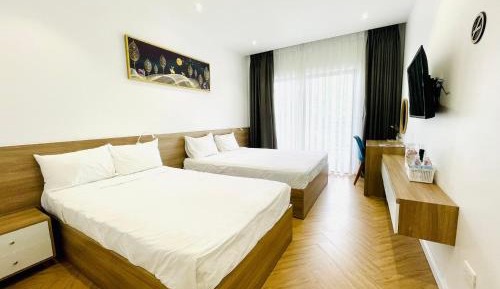 Family Suite with Balcony