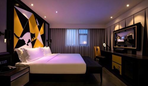 Double Room with Childlike