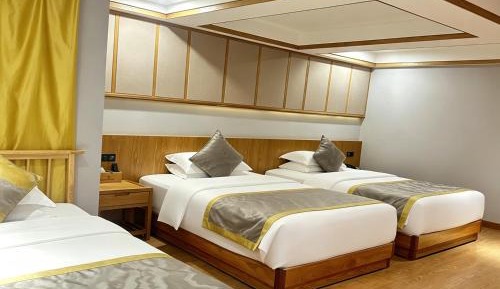 Triple Room with Bath