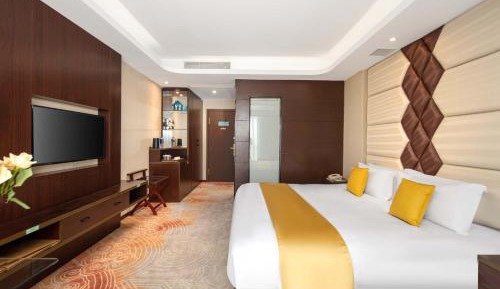 Deluxe King Room