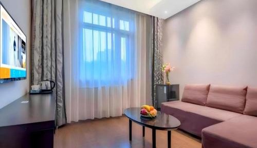 Deluxe Family Room