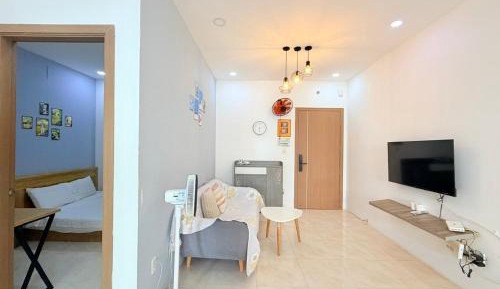 Two-Bedroom Apartment with Partial Ocean View
