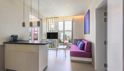 King Suite with City View