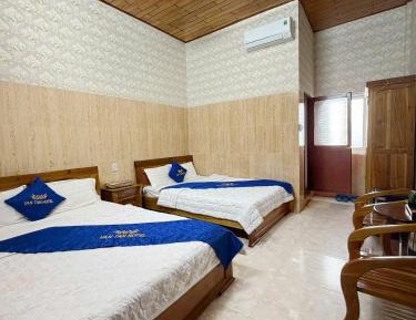 Twin Room with Private Bathroom