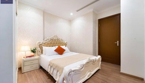 Two-Bedroom Apartment with Balcony