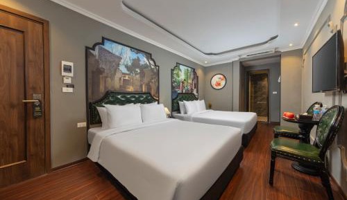 Deluxe Family Room
