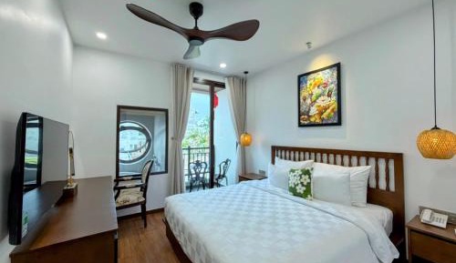 Deluxe Double Room with Bath