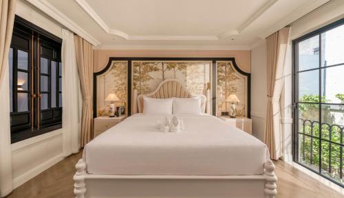 Deluxe Double Room with Bath