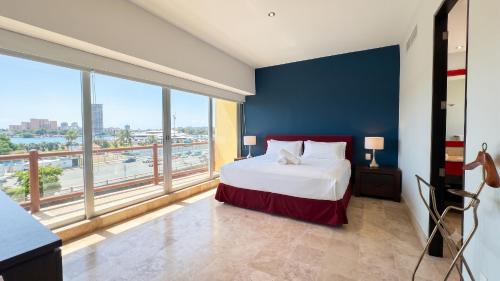 Two-Bedroom Apartment with Sea View