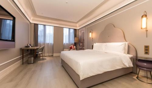 Privilege King Room