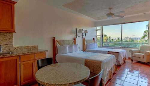 Studio with Two Double Beds