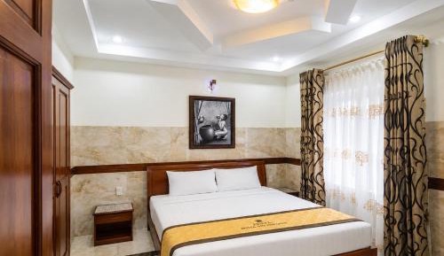 Standard Double Room with Window