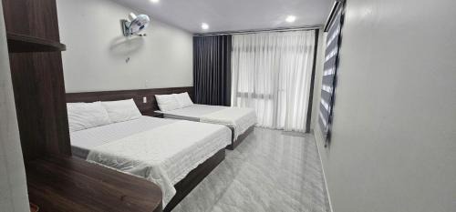 Quadruple Room with Balcony