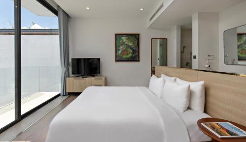 8-Bed Female Dormitory Room