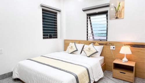 King Room with Mountain View