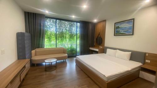 Deluxe Family Room
