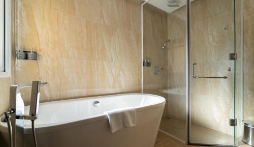 Deluxe Double or Twin - Water Front 
