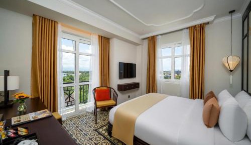 Deluxe Room with City View