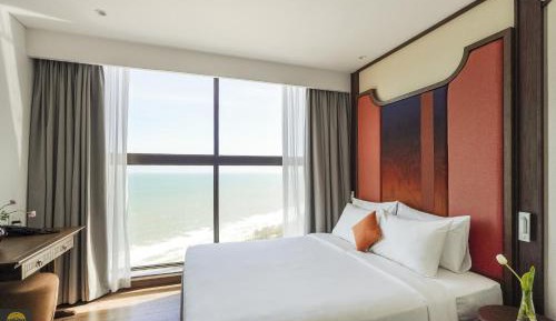 Two-Bedroom Apartment with Ocean View