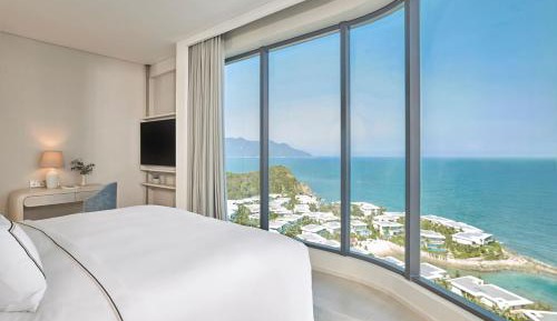 The Level Grand Suite Panoramic Ocean View