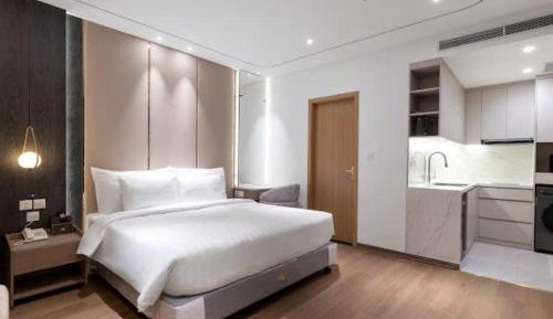 Studio Apartment