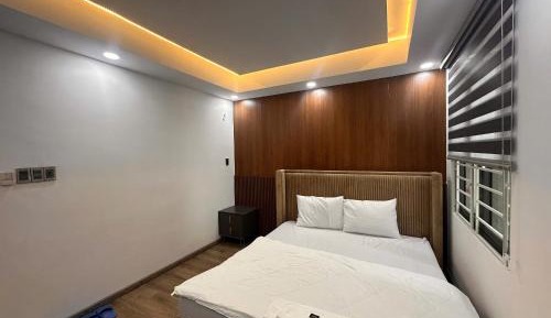 King Room with Balcony
