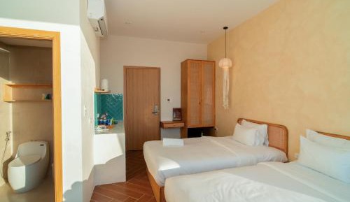 Triple Room with Bath