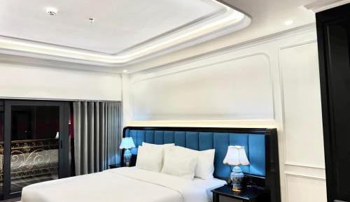 King Suite with Spa Bath