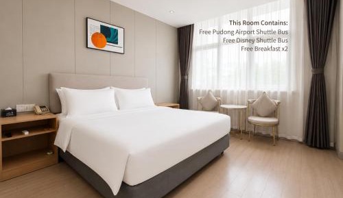 Deluxe Queen Room