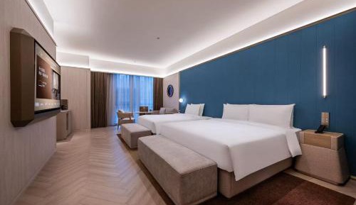 Deluxe Family Room