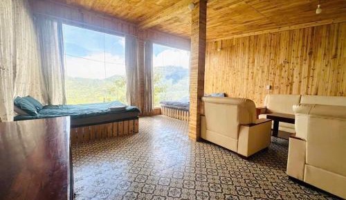 Quadruple Room with Mountain View