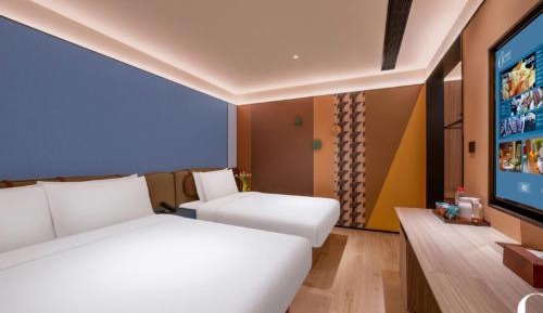 Deluxe Family Room