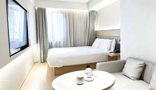 Stress Relief - Deluxe Double Room