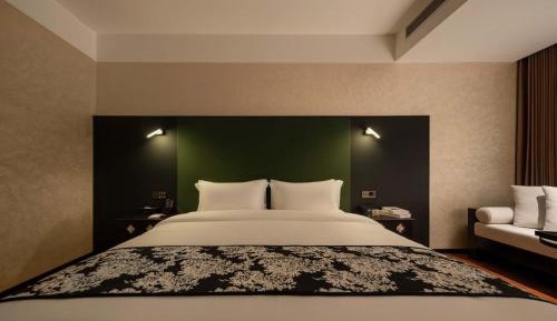 Superior Queen Room